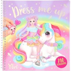 Ylvi Dress Me Up stickerboek